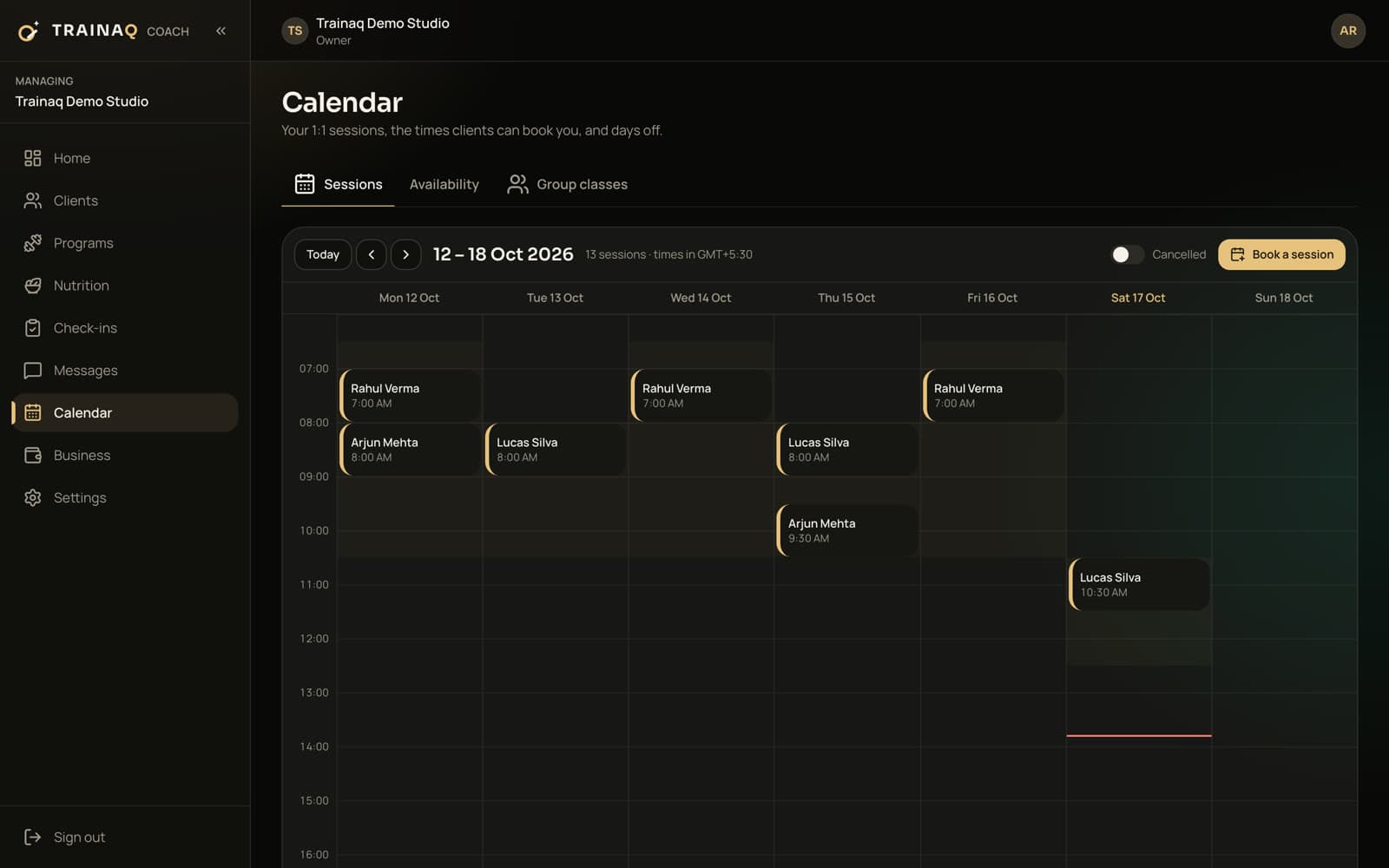 Trainaq web dashboard: the week's 1:1 sessions on a time grid, with tabs for availability and group classes
